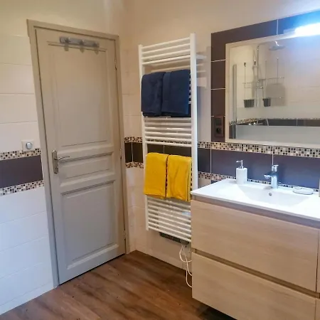منزل للإقامة Privative Dans Maison Avec Psicine